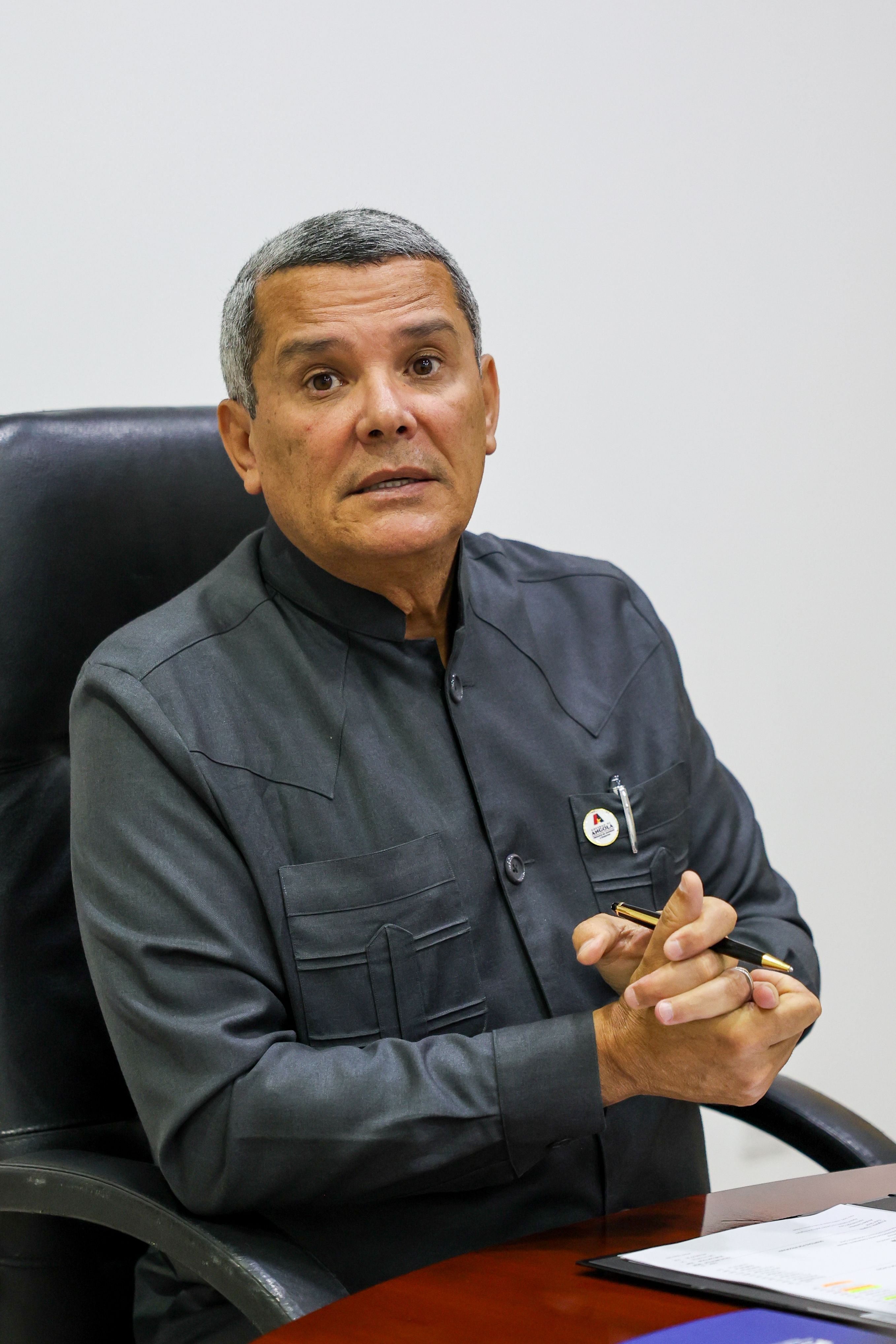 <br />
<b>Notice</b>:  Undefined index: title in <b>/home/gov/public_html/portais-governo-producao/themes/portalweb/galeria-itens.php</b> on line <b>148</b><br />
