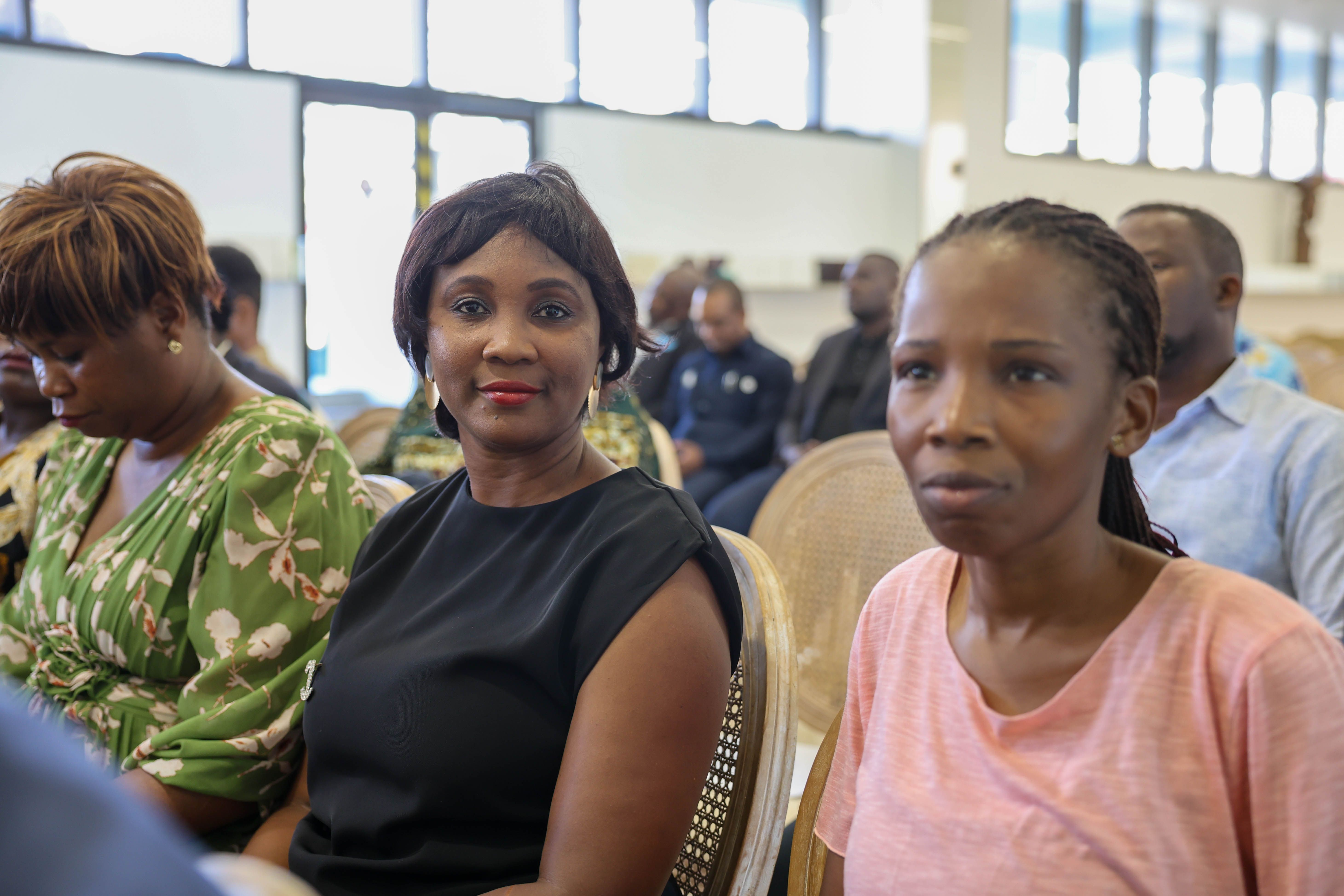 <br />
<b>Notice</b>:  Undefined index: title in <b>/home/gov/public_html/portais-governo-producao/themes/portalweb/galeria-itens.php</b> on line <b>148</b><br />
