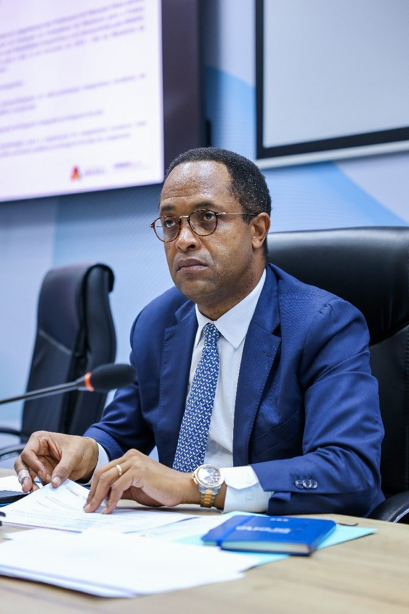 <br />
<b>Notice</b>:  Undefined index: title in <b>/home/gov/public_html/portais-governo-producao/themes/portalweb/galeria-itens.php</b> on line <b>148</b><br />
