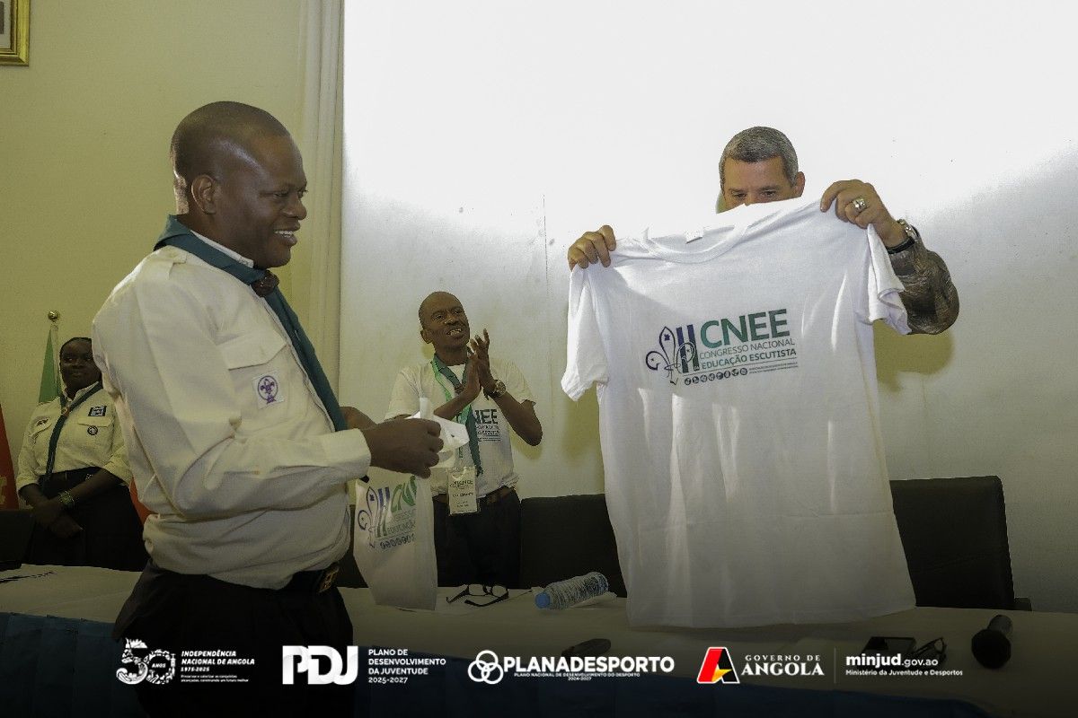 <br />
<b>Notice</b>:  Undefined index: title in <b>/home/gov/public_html/portais-governo-producao/themes/portalweb/galeria-itens.php</b> on line <b>148</b><br />

