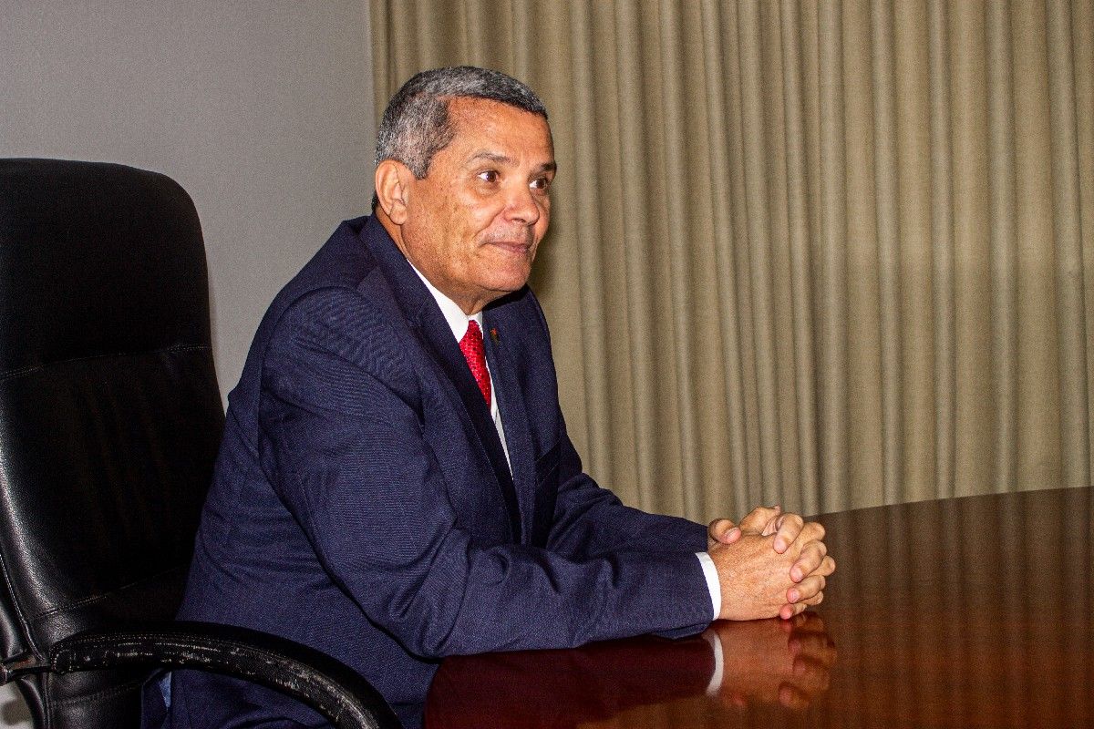 <br />
<b>Notice</b>:  Undefined index: title in <b>/home/gov/public_html/portais-governo-producao/themes/portalweb/galeria-itens.php</b> on line <b>148</b><br />
