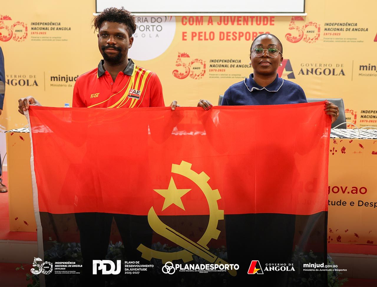 <br />
<b>Notice</b>:  Undefined index: title in <b>/home/gov/public_html/portais-governo-producao/themes/portalweb/galeria-itens.php</b> on line <b>148</b><br />
