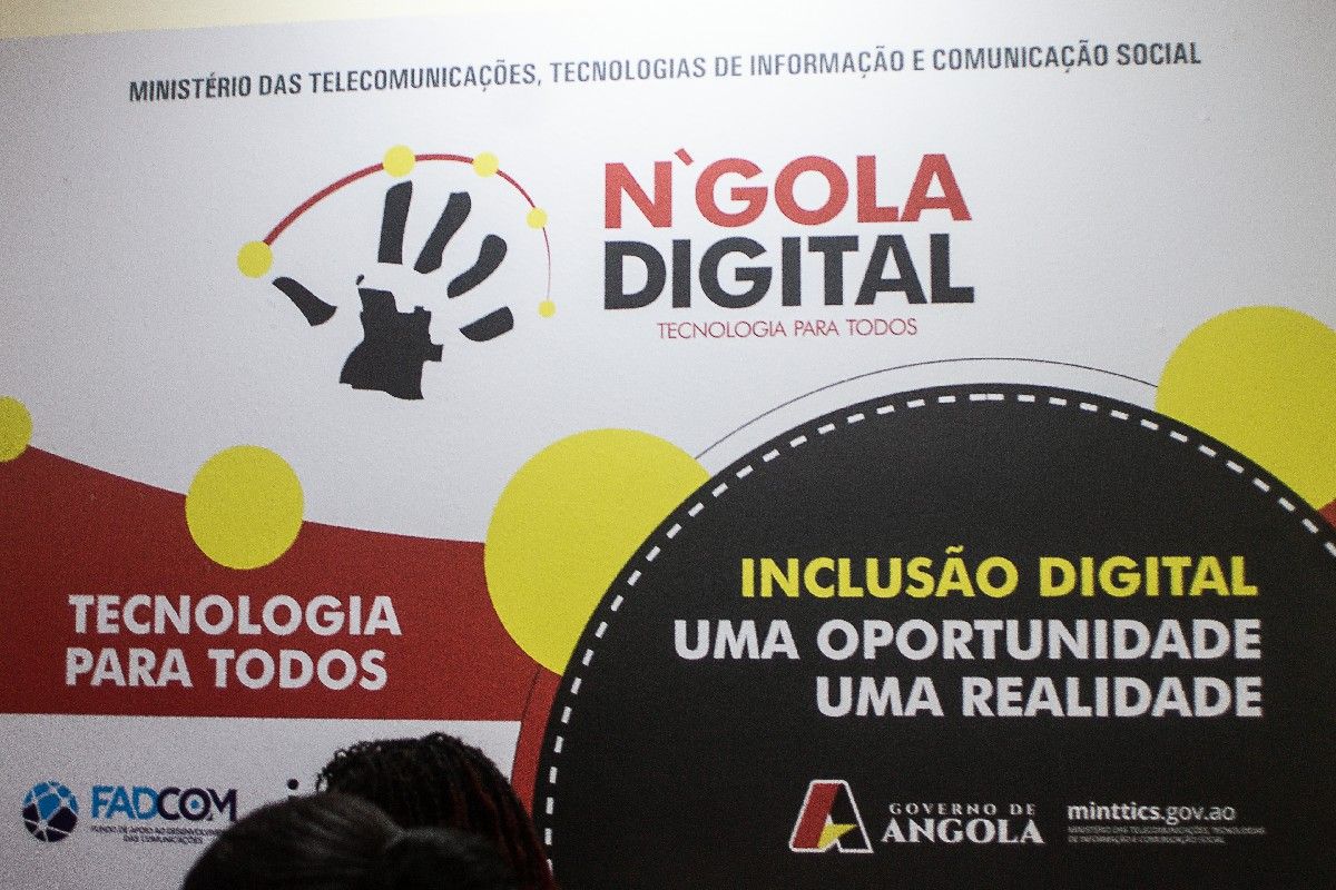 <br />
<b>Notice</b>:  Undefined index: title in <b>/home/gov/public_html/portais-governo-producao/themes/portalweb/galeria-itens.php</b> on line <b>148</b><br />
