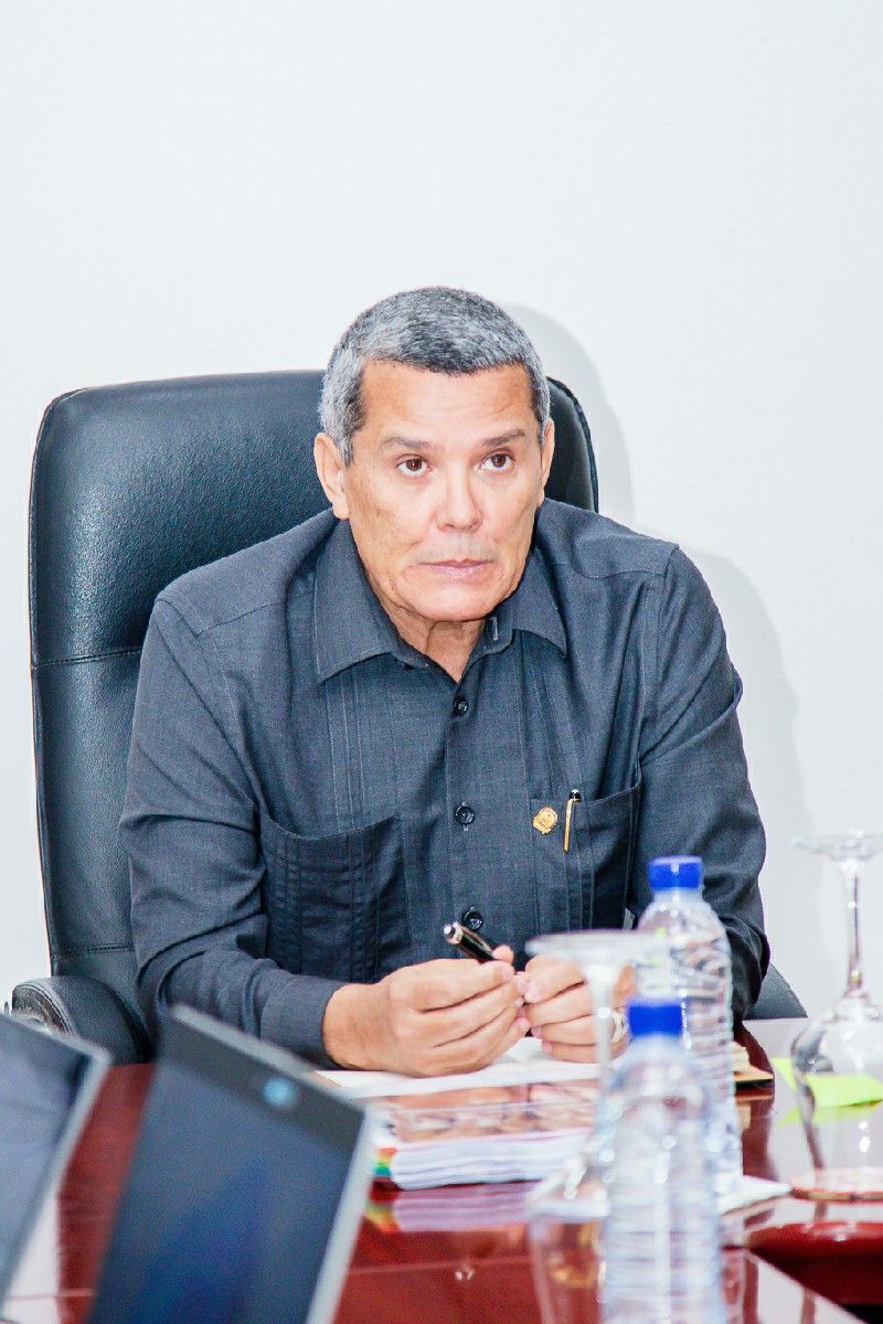 <br />
<b>Notice</b>:  Undefined index: title in <b>/home/gov/public_html/portais-governo-producao/themes/portalweb/galeria-itens.php</b> on line <b>148</b><br />
