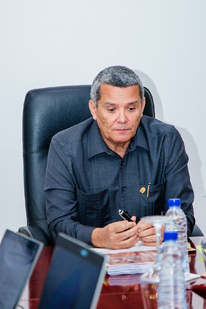 <br />
<b>Notice</b>:  Undefined index: title in <b>/home/gov/public_html/portais-governo-producao/themes/portalweb/galeria-itens.php</b> on line <b>148</b><br />
