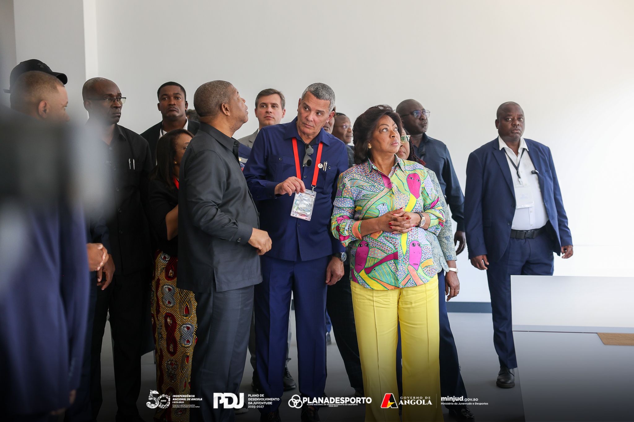 <br />
<b>Notice</b>:  Undefined index: title in <b>/home/gov/public_html/portais-governo-producao/themes/portalweb/galeria-itens.php</b> on line <b>148</b><br />

