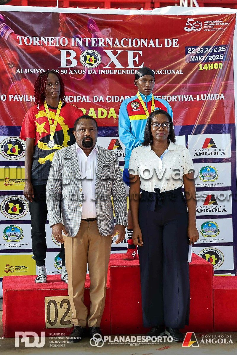 <br />
<b>Notice</b>:  Undefined index: title in <b>/home/gov/public_html/portais-governo-producao/themes/portalweb/galeria-itens.php</b> on line <b>148</b><br />
