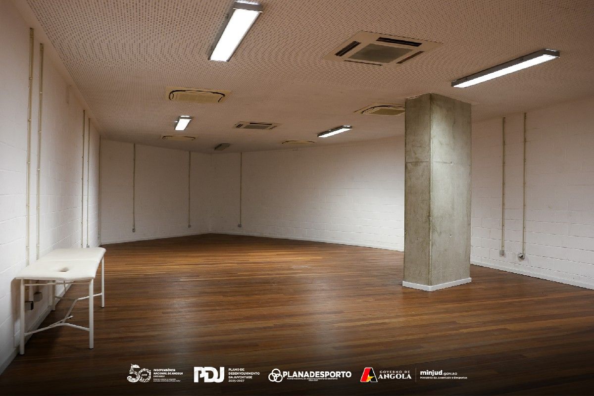 <br />
<b>Notice</b>:  Undefined index: title in <b>/home/gov/public_html/portais-governo-producao/themes/portalweb/galeria-itens.php</b> on line <b>148</b><br />
